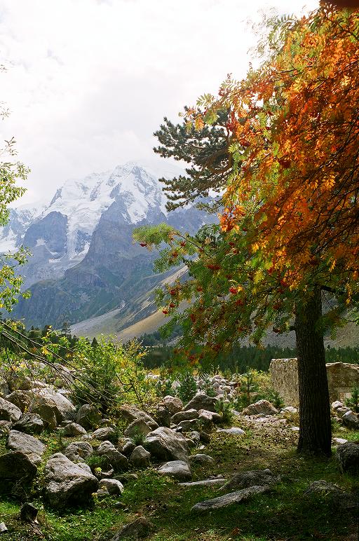Горы осенью фото Кавказа