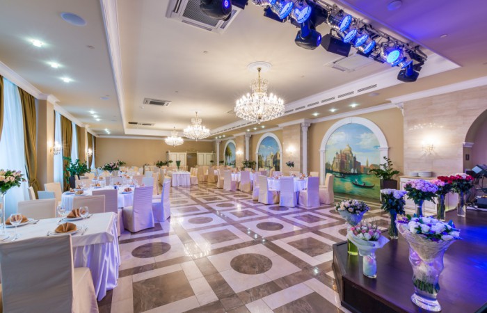 Большой зал для свадьбы